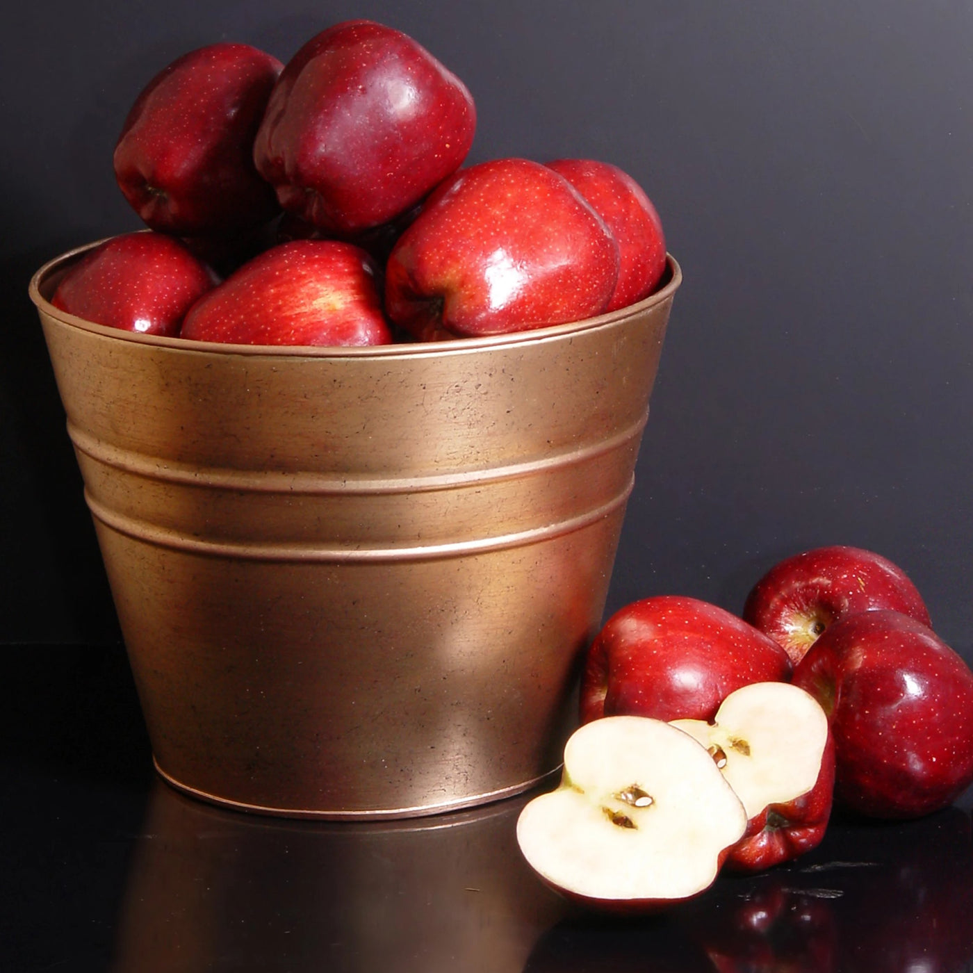 Fresh Red Delicious Apple, Each 